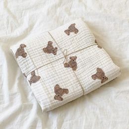 Bear Print Baby Blankets born Muslin Cotton Gauze Swaddle Wrap Bedding Infant Girls Boys Sleeping Blanket Babies Accessories 240511