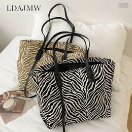 Bag Fashionable Large-capacity Women's Shoulder All-match Underarm Tote Bags Shopping Handbag Daily Storage Supplies Organiser