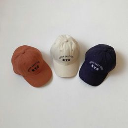 Caps Hats 2023 Summer New Childrens Hat Boys and Girls Cute Letter Embroidered Baseball Baby Soft Brim Sun Cartoon Leather d240521