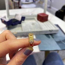 Vaned Rings Noble Gentleman Ring Lucky Kaleidoscope Womens Gold Diamond Fashion Classic Jewellery end Popular with original box