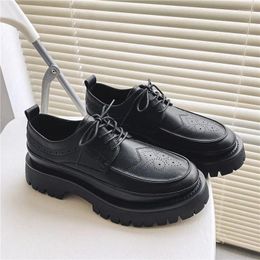 Casual Shoes Handcrafted Mens Oxford Leather Brogue Dress Elegant Formal Footwear British Style Wedding
