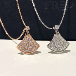 Bulgarijewellery Pendants Light Luxury Treasure Home Full Diamond Small Skirt Necklace 925 Silver Material Inlaid Diamond Fan shaped Collar Chain High Version as a