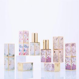 Storage Bottles 3 PCS Self Made Diy Lipstick Tube Air Chinoiserie Style Flower Bird Landscape Relief Printing Shell Material Tool