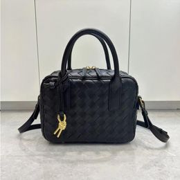 10A Fashion With Handmade Luxury Leather Handle Bags Small Designer Bag Realised Top Intre iato Real Brand Purses 240515 Woven Crossb Ulwi