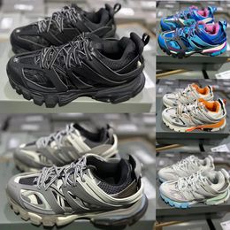Top-Designer-Schuhe Luxusmarken Männer Frauen Triple-S Track 3 3.0 Freizeitschuhe Sneaker Schwarzweiße Leder-Sneaker Nylondruckplattform Schuhe 17fw Laufschuhe
