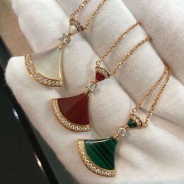 Bulgarijewellery Pendants High version V gold fan pendant Qixi skirt necklace female white fritillary red chalcedony 18k rose gold bone chain