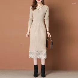 Casual Dresses 2024 Autumn/Winter Korean Version Vintage Fashion Laydown Slim Mid Length Dress With Thickened Knitted Skirt For Women