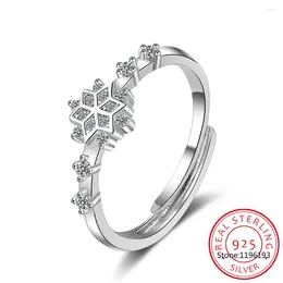 Cluster Rings Snowflake For Women Korean Cute Zircon Light 925 Sterling Silver Wedding Ring Wholesale Jewellery Christmas Gift KCR093