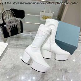 Pradshoes High quality winter boots! Fashion show unique horseshoe heel 4.5cm leather designer shoes ball Street Martin boot luxury zipper shoe