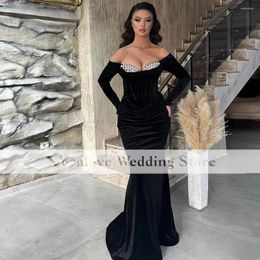 Party Dresses Abaya Black Evening Dress 2024 Off Shoulder Long Sleeves Velvet Saudi Arabic Gowns For Women Cocktail Custom Size