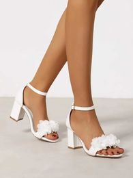 Sandals 2022 Summer Wedding Shoes Bride White High Heels Womens Elegant Solid Lace Sandals Designer Black Ankle Buckle Thick High Heels J240520