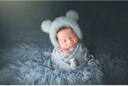 2 pcs Baby Photography Props Newborn Photography Hat + Bear Doll Newborn Hat Photography Accessories
