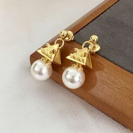Saijias New Pagoda Arch Pearl Earrings Women with Advanced Sense Personalised temperament Smooth Triangle Earrings