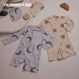 One-Pieces Baby sun protection swimsuit jumpsuit summer boys long sleeved swimsuit Hawaii childrens clothing d240521