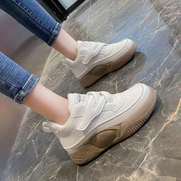 Boots Thick Sole High Top Casual Shoes Short 2024 Winter Soft Leather Lightweight Sports Elevated Snow For Women