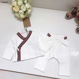 Top designer toddler clothes Baby bodysuit Size 66-80 CM 2pcs Multicolor striped lace up jacket and diamond patterned pants Aug30