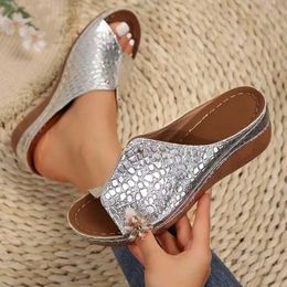 Slippers New Summer Luxury Style Classic Slip-on Womens Shoes Casual Thick-soled Open-toe Wedge Beach Womens Flip-flops Large Size H240521