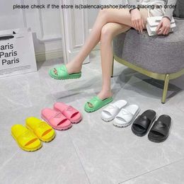 Pradshoes Triangle Mules Rubber slippers Slides thick Sandals bottom flat Sneaker loafers casual Shoes Embossed Foam Platforms Women Slide Flats Beach Slippers