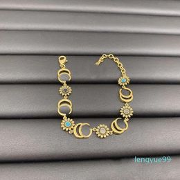 Daisy luxury bracelet plated gold bracelet letter alloy hollow out double diamonds simple jewlery designer for women simple charm bracelets