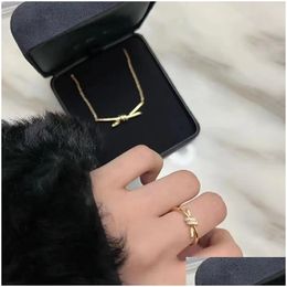 Pendant Necklaces High Quality Designer For Woman Classic Gold Plated Europe America Fashion Knot Diamond Necklace Wedding Party Valen Otfnu