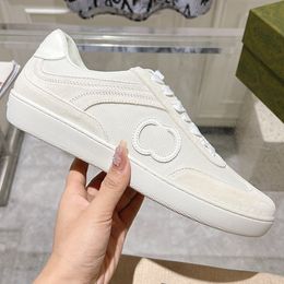 Designer Mens 2024 New Casual Sports Shoes Womens Little White Shoes Cow Leather Mesh Upper Leather Inner Lining Original TPU Sole Female Casual Sneakers Size 35-45