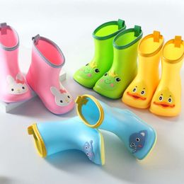 Kids Boy Cute Duck Waterproof Light and Handy Water Toddler Shoes Girls Children Yellow Rain Boots for Rainy Day L2405