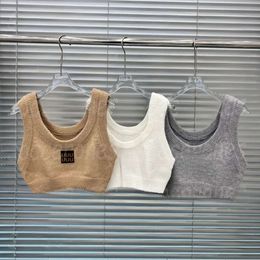 Miumiuss Tshirt Luxury Women Singlet Tops Letter Knitted Tanks Charming Sleeveless Bottoming Tank Miumiuss Tshirt Tops Cropped Sweater Camis 956