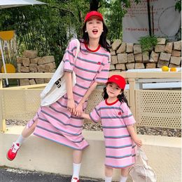 Mother and Daughter Pink Striped Dresses Equal Childrens Clothing Korean Girl Summer Dress for Women Fashion Clothing Robe 240520