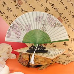 Decorative Figurines Vintage Silk Folding Fan Handheld Portable Classical Dance Chinese Style Po Props Cosplay Art