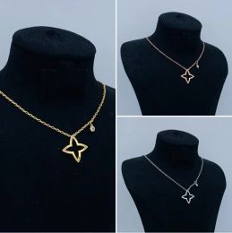 Luxury Designer Necklace Statement Classic Crystal Flower Colourful Clover Charm Pendant Necklace For Woman 18K Gold Plated Choker Sweater Chain Necklace Jewellery