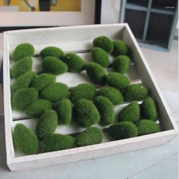 Decorative Flowers 30PCS Artificial Green Moss Ball Fake Stone Simulation Plant Diy Decoration For Shop Window El Home Office Wall Decor
