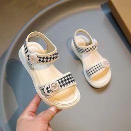 Girls Sandals Summer Fashion Open Toe Princess Shoes for Vacation Children's Chic Elegant Temperament Beach Shoes 240521
