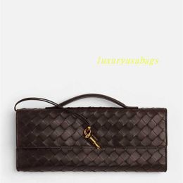 Women's Knit Clutch Bag Designer Handbag Fashion Change Purse BotegaVeneta Long Clutch Bag Intrecciato Woven Leather Handbag Height13CM Width31CM Depth3CM TV9A