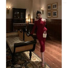 Casual Dresses Sweet Girl Retro Slim Fit Knitted Dress Women's Autumn/Winter Sexy Cross Halter Neck Off Shoulder Fashion Female Clothes