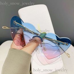 Luxury Sunglasses Designer Sunglasses For Woman New Frameless Cut Edge Love Sunglasses Internet Celebrity Instagram Same Street Photo Sunglasses 954