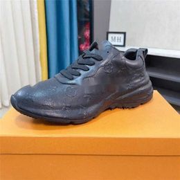 Hochwertige Designerschuhe Männer Frauen lässige Schuhmodetklassiker wegläufen Schuhe Leder-Sneaker-Ladung 35-45