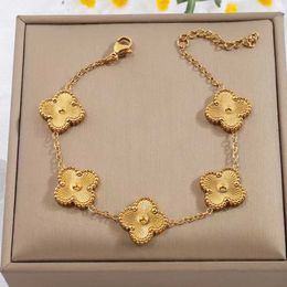 High standard Vanly bracelets gift first choice new four leaf flower luxurious fashionable highend gold bracelets with Original logo box Vancley