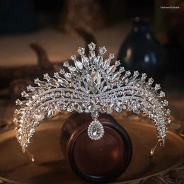 Hair Clips Baroque Luxury Crystal Frontlet Bridal Tiaras Water Drop Crown Rhinestone Pageant Diadem CZ Headpieces Wedding Accessories