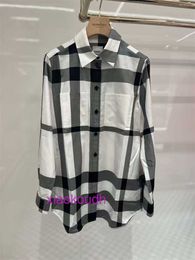 AA Brrubury Fashion Clothing Men and Women New Plaid Shirt High Quality Sleeve direct black and white large plaid double pocket sleeved shirt for women