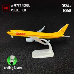 Aircraft Modle 1 250 Metal Aircraft Model Replica DHL Cargo Transporter Aeroplane Scale Minimality Art Decor Diesel Aviation Collector Toy s2452022