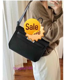 Top Ladies Designer EKolRiy Bag Suitable for Retro Bag Womens Luxury Versatile Underarm Bag Commuter Postman SRJIJ