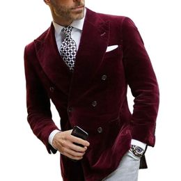 Burgundy Velvet Blazer for Men with Double Breasted Dinner Jacket Elegant Smoking Suit Coat 240507