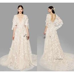 Custom Marchesa Butterfly Sleeve A Line Wedding Dresses Plus Size Dubai Arabic Depp V Neck Princess Bridal Gowns With Flowers 0521