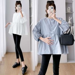 Korean Style Oversized Pregnant Women's Shirts Loose Fashion Maternity Blouses Plus Size Spring Pregnancy Clothes Blue White L2405