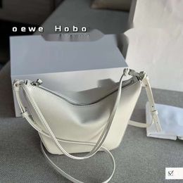 Hobo Bag Crossbody Bags Top Quality Spring/Summer New Loe Lunch Hanging Bed Bag Super Cute Leather Also Great Womens Bag Tote Bag Half Moon Bag Vintage Bag