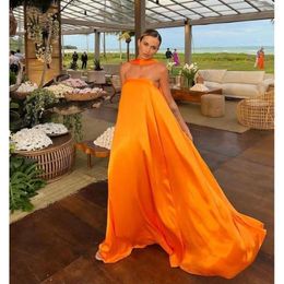 Party Dresses Minimalist Orange Halter Evening Dress Dubai Saudi Arabia Fashion Female Formal Banquet Prom Gowns