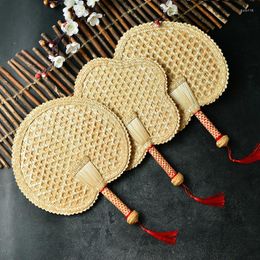 Decorative Figurines 1pc Summer Handmade Straw Woven Fan Cooling Hand Home Decoration Ancient Style Wall Hanging Ornaments