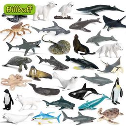 Novelty Games 32pcs Sea Life Animals Dolphin Rays Whale Shark Model Action Figures Ocean Aquarium Fish Miniature Educational toys for children Y240521