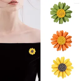 Brooches Enamel Oil Dripping Sunflower Daisy For Women Girls Hats Dress Bags Metal Pin Badges Jewellery Accessories