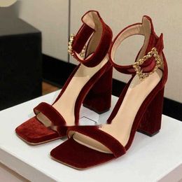 Dress Shoes Square Chunky High Heel Sandals Woman Fashion Week Rome Summer Sexy